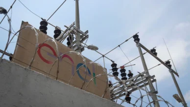 Morador denuncia técnico da Enel após cobrar valores para retomar energia