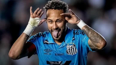 Neymar desmente jornalista sobre foco na Copa: 