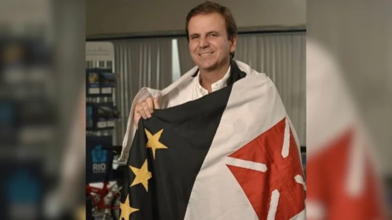 Paes anuncia ponto facultativo no Rio para jogos de Vasco e Flamengo