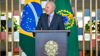 Indulto de Natal de Lula deve excluir condenados por golpe, como Bolsonaro