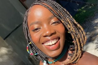 Clara Moneke quintuplica salário após sucesso em Vai na Fé. Saiba o valor!