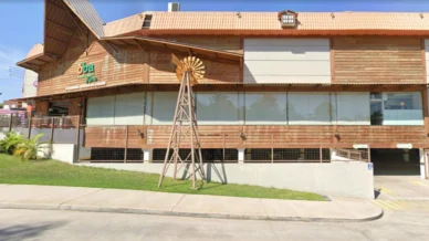 Quatro pessoas ficam feridas após elevador despencar em hortifruti de SP