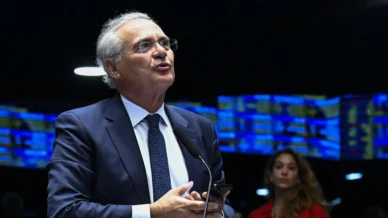 Renan Calheiros acusa CVM de prevaricação ao falhar em fiscalizar Master
