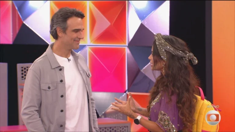 Tadeu Schmidt recebe Aline Campos, e 1ª eliminada avalia: Ter provocado menos a Ana Paula