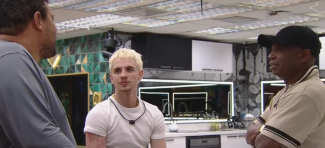 Juliano Floss sobre comportamento no BBB 26: “Quero que o fogo arda”