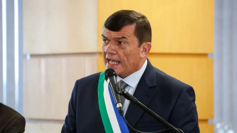 Moraes autoriza ex-ministro a cursar administração hospitalar por EAD