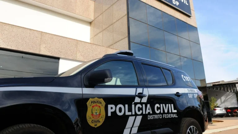 Polícia indicia monitora de creche por maus-tratos contra 18 crianças no DF