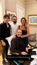 Faustão aparece sorridente ao lado da família em foto compartilhada pelo filho; veja