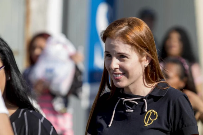 Briga por herança: Suzane von Richthofen soldou portão e levou carro de tio