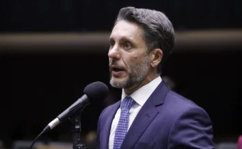 Ala do Cidadania tenta impedir congresso e eleição de Manente