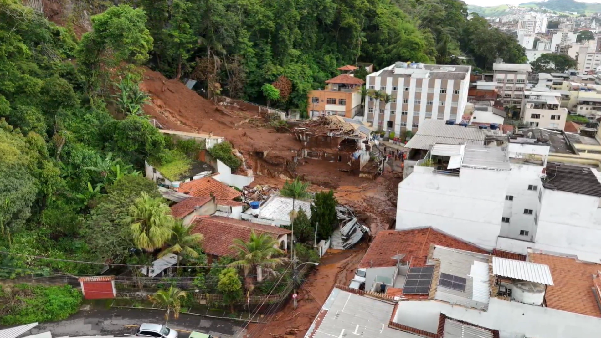 Lula anuncia decreto para reconhecer estado de calamidade em Juiz de Fora
