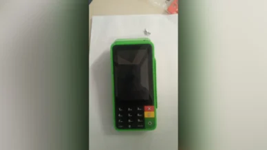 Ambulante é preso por cobrar R$ 2.400 por duas latas de cerveja de turistas