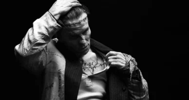 Christian Bale sobre caracterização de Frankenstein: 