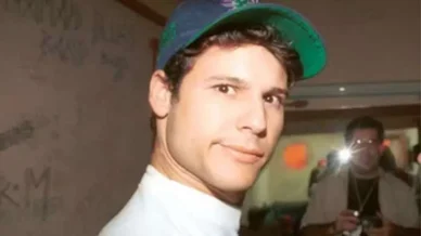 Mãe de Dinho, vocalista dos Mamonas, faz desabafo e recorda última despedida do filho