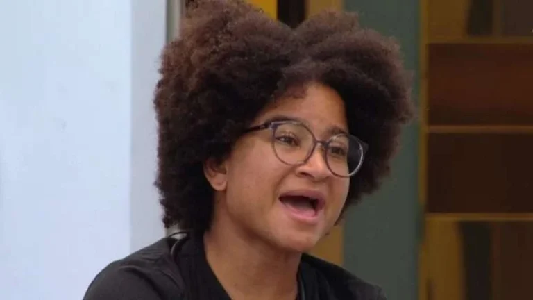 BBB 26: Ator da Globo reclama de pum de Milena na cara de Jonas