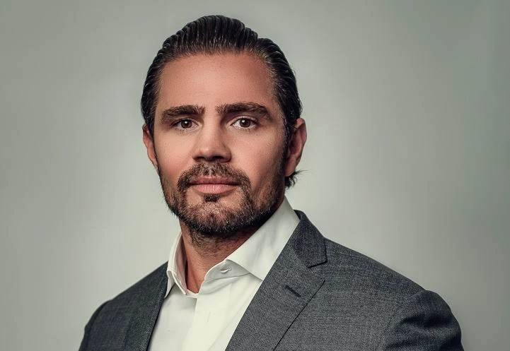 PF investiga se Vorcaro transferiu mansão à ex para esconder patrimônio