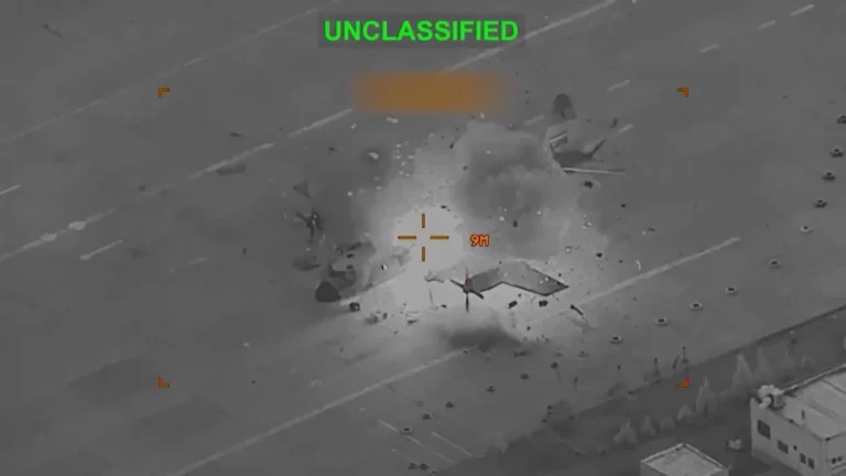 VÍDEO: Ataque dos EUA destrói aviões militares do Irã