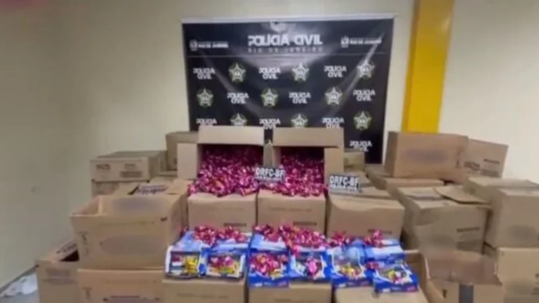 Comerciante é preso com 1 tonelada de chocolate vencido no RJ