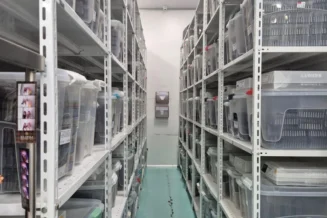 Farmácia mantinha mais de 1 milhão de medicamentos injetáveis irregulares