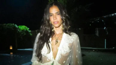 Bruna Marquezine exibe cabelo chanel durante treino; veja