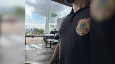 Polícia Federal prende três brasileiros foragidos no Paraguai