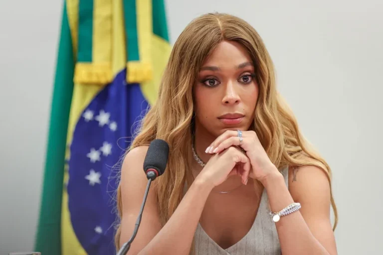 84% rejeitam Erika Hilton na Comissão da Mulher, diz pesquisa RealTime