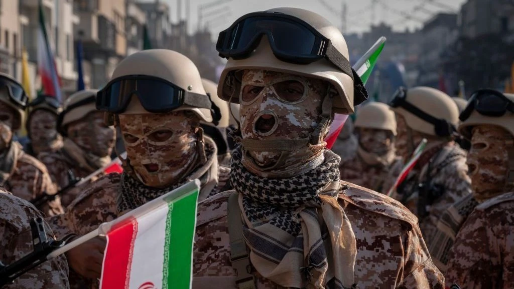 Irã envia mensagens de propaganda sobre vitória na guerra para população