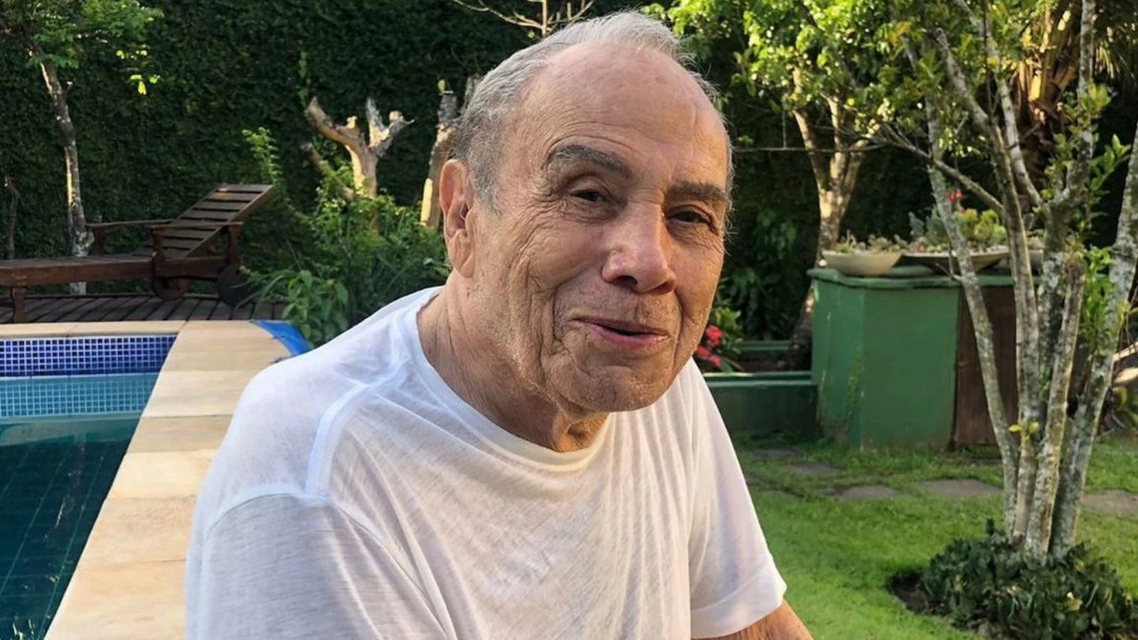 Stenio Garcia processa filhas, pede despejo e posse de apartamento no RJ