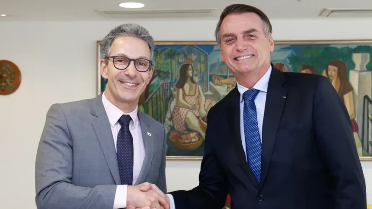 Bolsonaro quer conversar com Zema sobre disputa presidencial