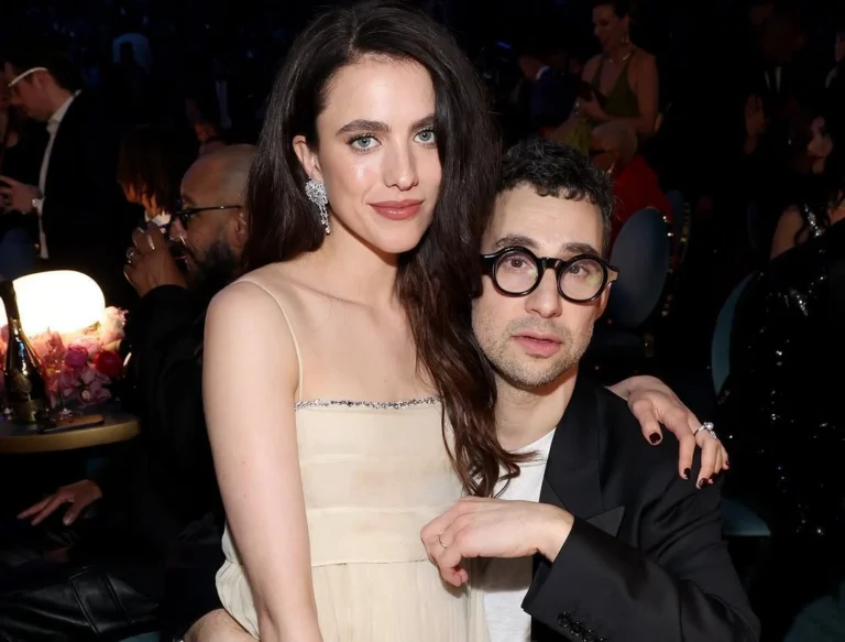 Jack Antonoff revela ter feito pedido inusitado à irmã de Margaret Qualley