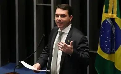 Flávio diz que voto da direita em Messias será “conforme a consciência”