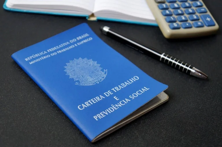Nova lei da CLT garante 3 dias de folga para exames preventivos; veja quais