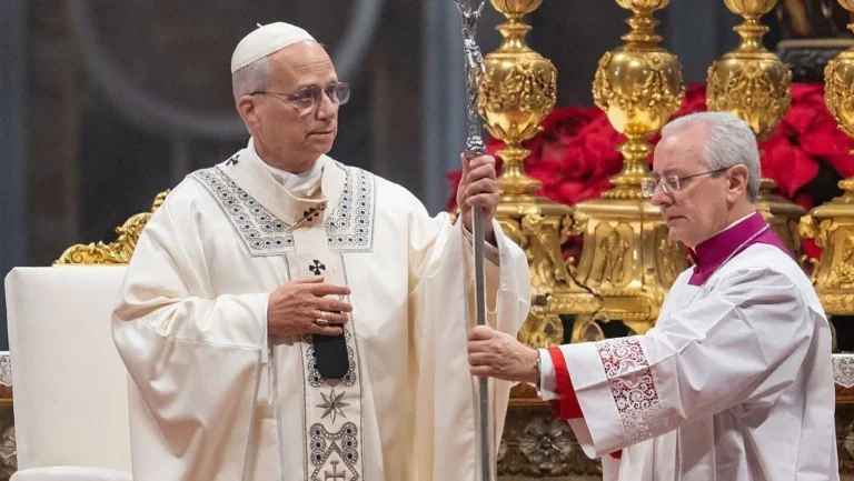 Análise: Como o Papa Leão XIV resiste à justificativa divina para a guerra