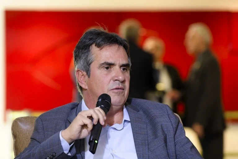 Planalto pede silêncio a ministros sobre operação contra Ciro Nogueira