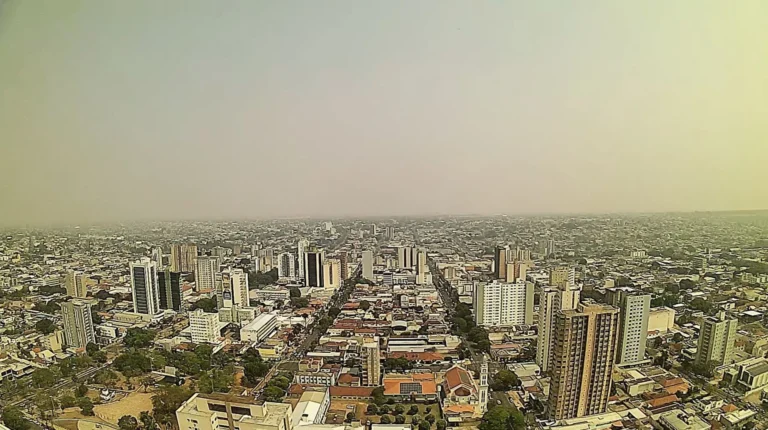 Temperaturas variam entre mínimas de 18°C e máximas de 30°C em Campo Grande