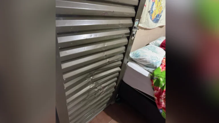 Mãe é espancada pelo próprio filho após pedir que ele abaixasse o som em MG