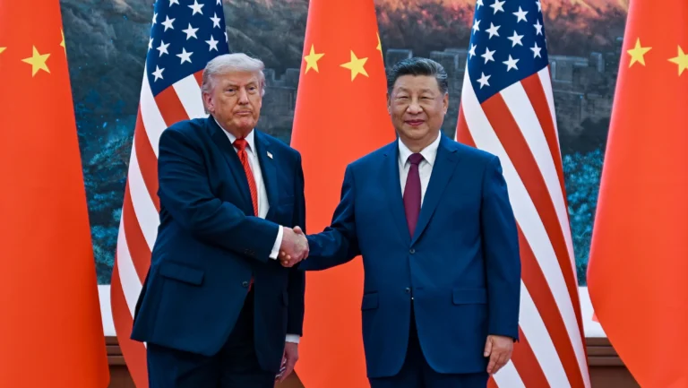 Xi Jinping visitará EUA após “reunião histórica” com Trump, diz China