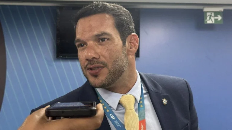 Presidente da CBF banca autonomia de Ancelotti na convocação e cita Neymar