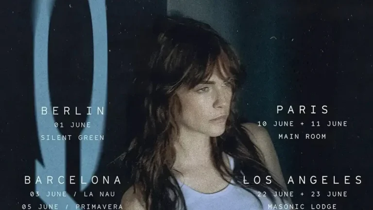Como a sobriedade ajudou Cara Delevingne a lançar carreira musical