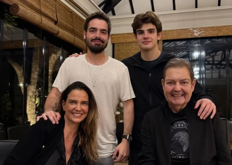 Filho de Faustão revela rotina do apresentador, longe da TV há 3 anos