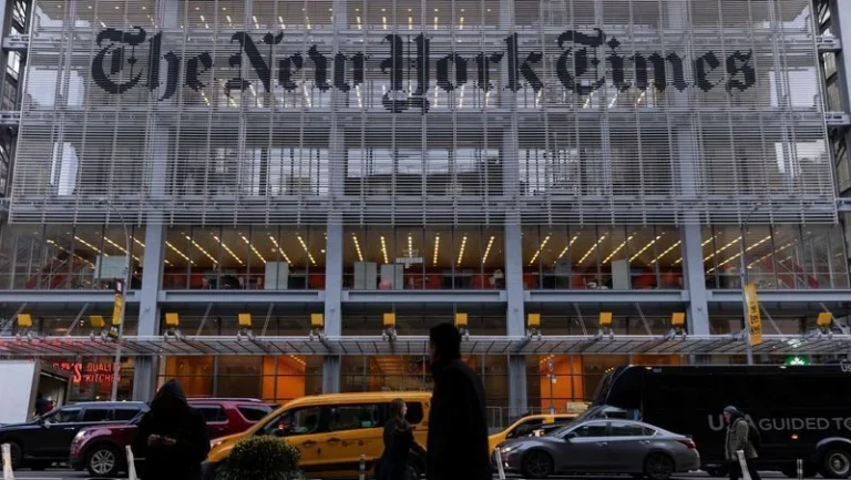 Israel deve processar o NYT por artigo sobre estupro de detentos palestinos
