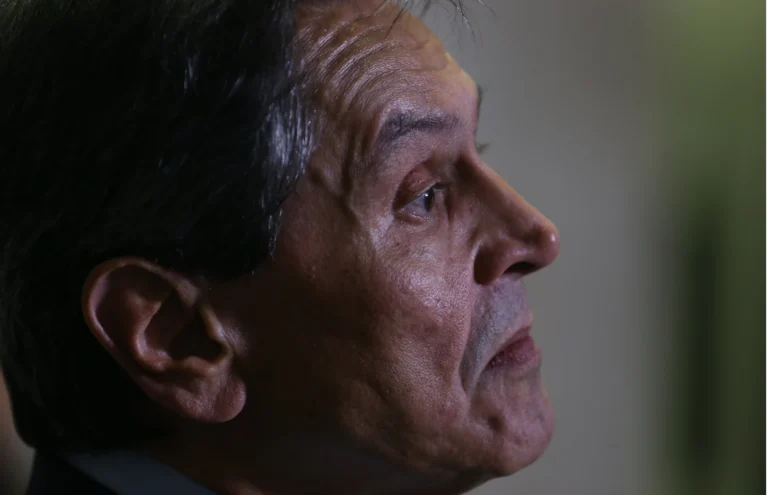 STF tem maioria para manter multa a Roberto Jefferson e Mendonça pede vista