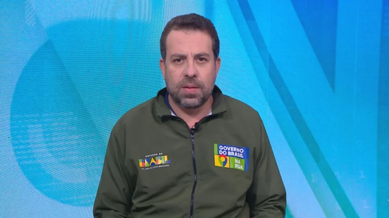 Boulos à CNN: PL vive “barraco” com Michelle e Flávio