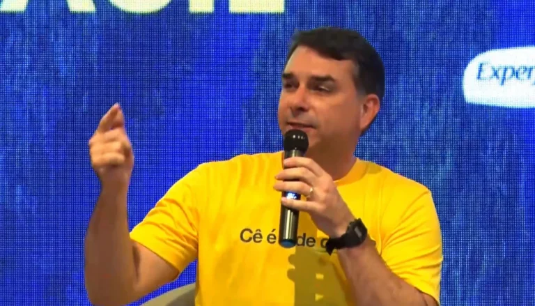 Flávio diz que Brasil vai se alinhar a Israel, a partir de 2027