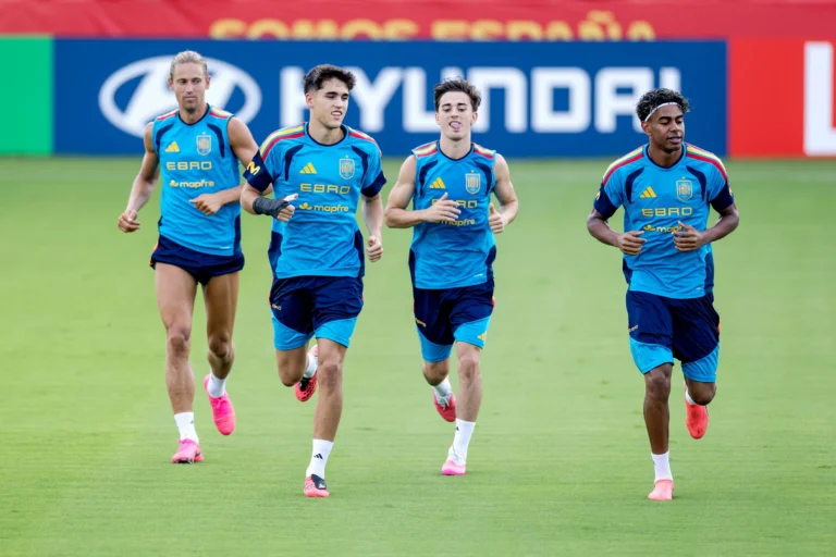 Copa do Mundo: Yamal treina pela 1ª vez e pode jogar na estreia da Espanha