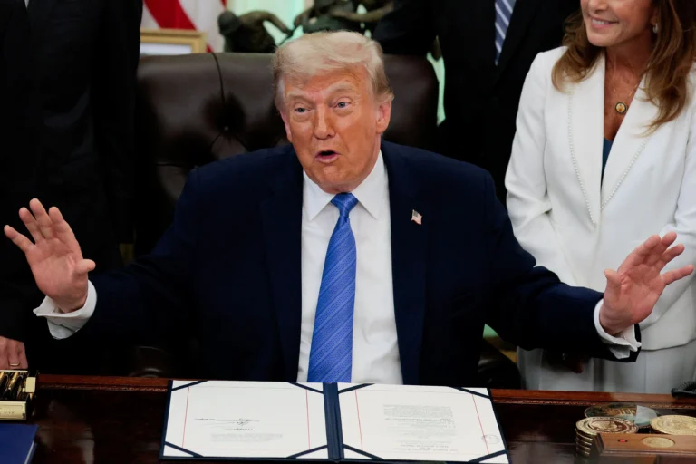 Trump diz que manter guerra poderia ter gerado catástrofe econômica nos EUA
