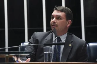 Nunes Marques suspende pesquisa eleitoral que revelou queda de Flávio