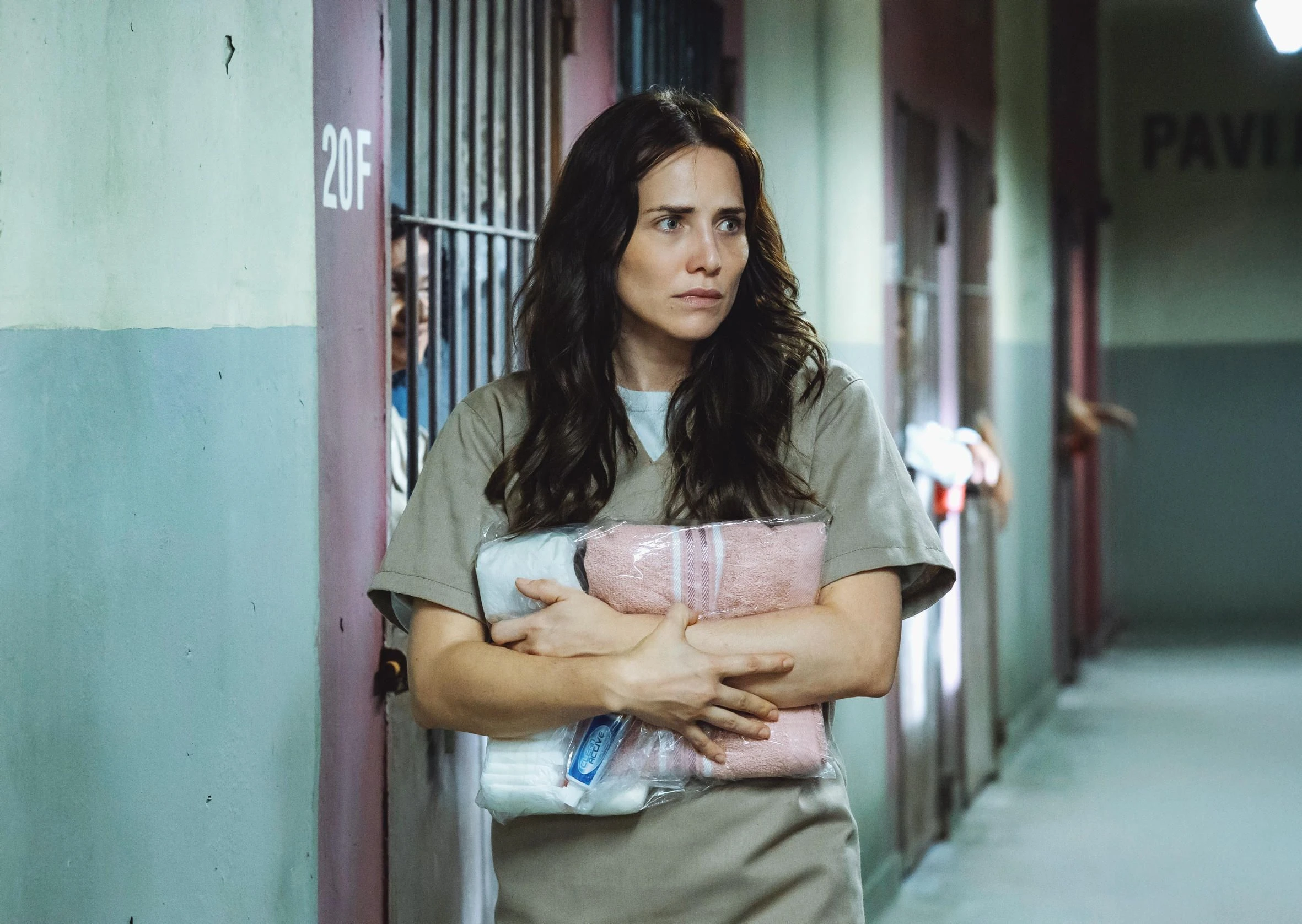 De quem é canção que embala drama de Adriana em 
