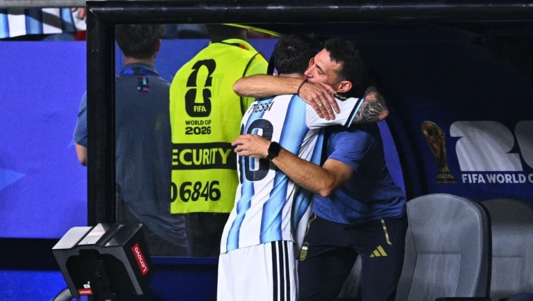 Scaloni: façanhas inexplicáveis ​​de Messi já não são uma surpresa
