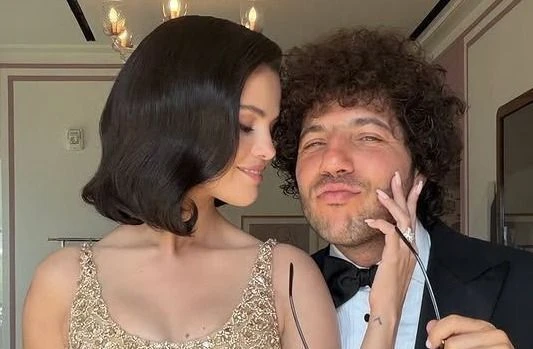 Selena Gomez e Benny Blanco jantam na Itália e ganham elogio: “Bom coração”